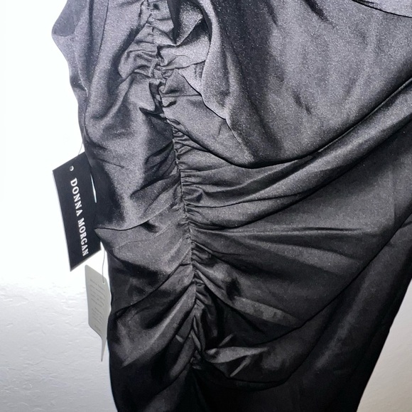 NWT Donna Morgan One Shoulder Evening Gown Size 2 - Picture 3 of 5